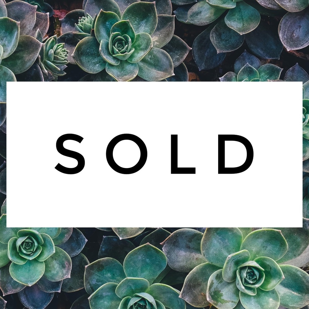Sold ->